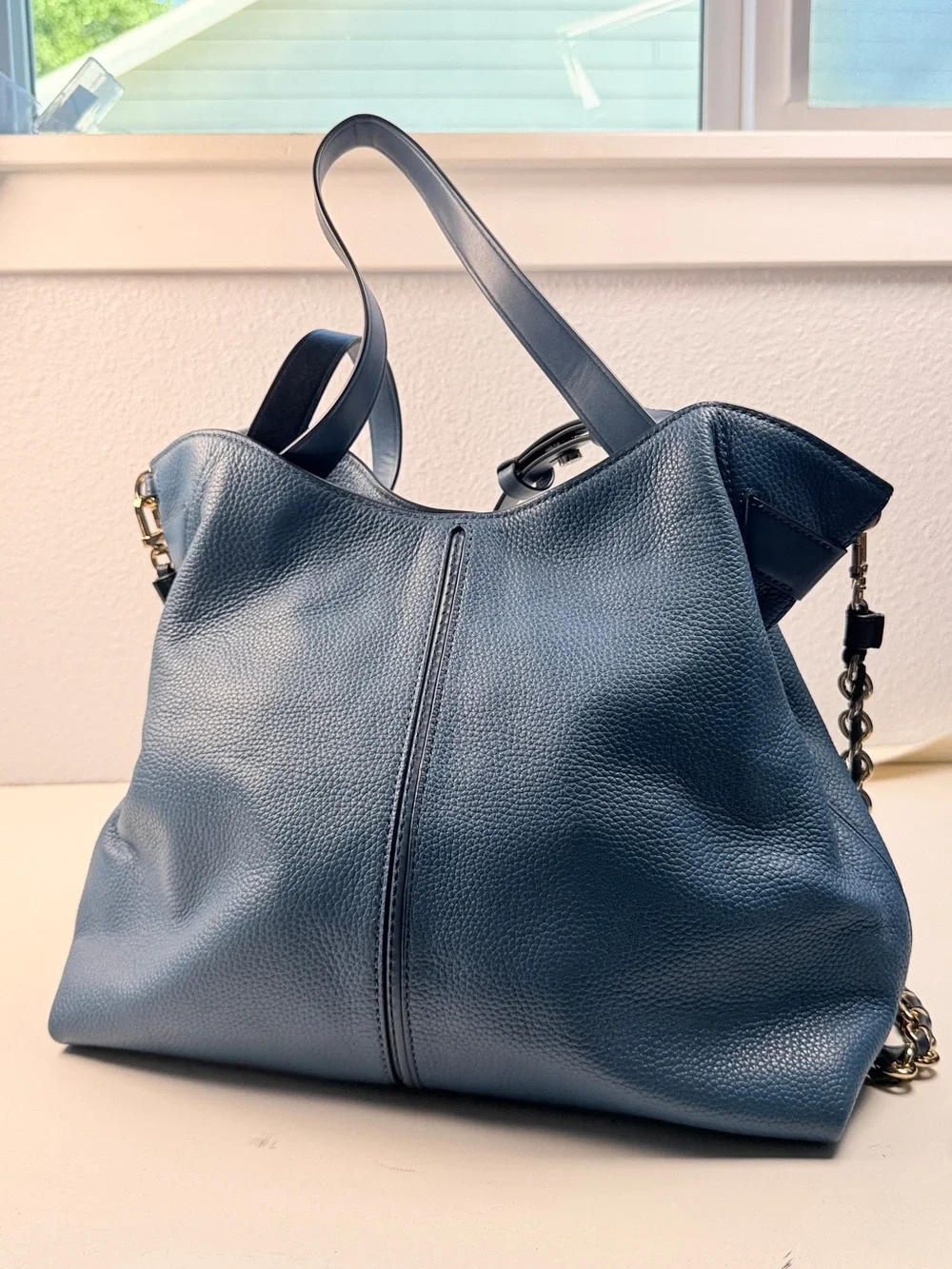 Michael Kors Blue Pebbled Leather Large Tote Shoulder Bag Chain Strap purse